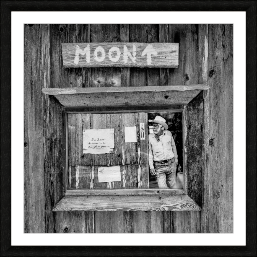 Main image Moon